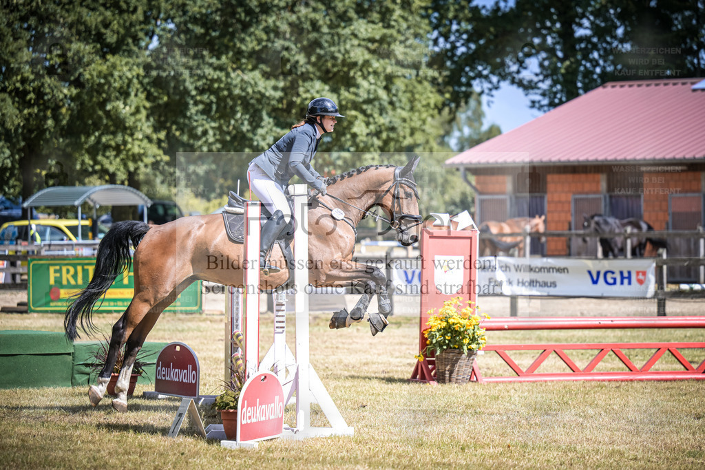 DOS_0418 | Entdecke hochwertige Reitturnierfotos von Foto Oger. Professionell, emotional und authentisch – jetzt Lieblingsmomente im Shop bestellen. - Realisiert mit Pictrs.com