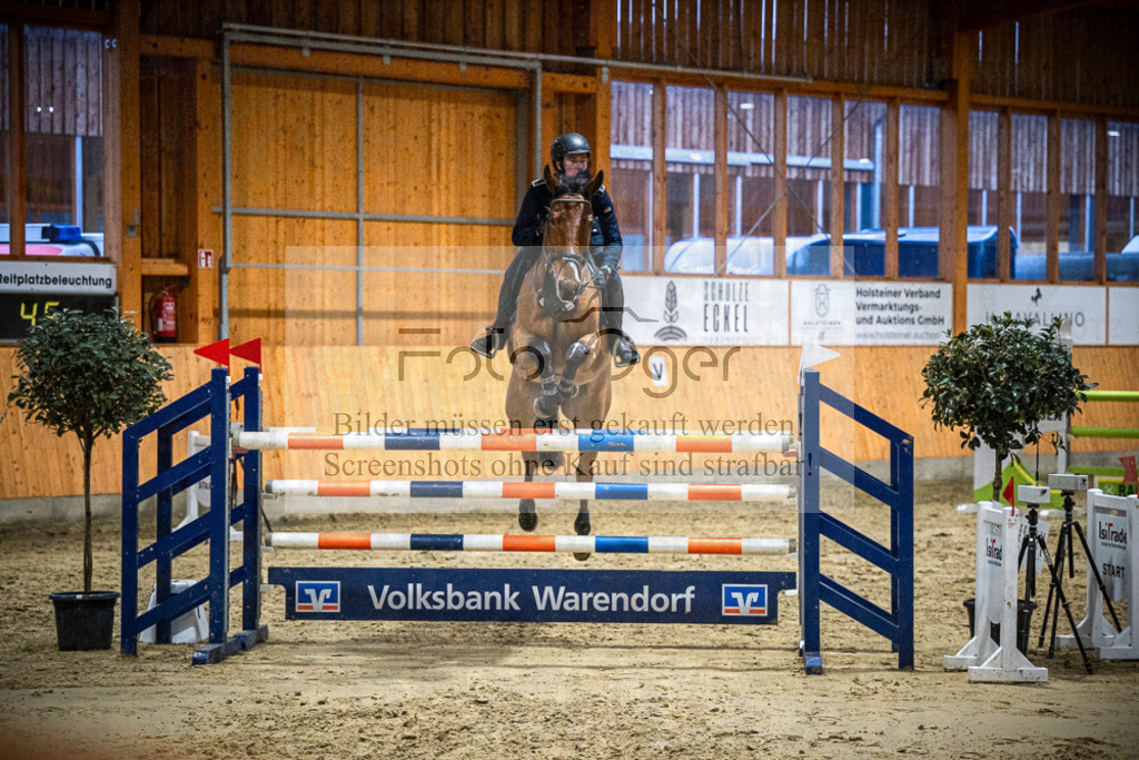 DOS_2616 | Entdecke hochwertige Reitturnierfotos von Foto Oger. Professionell, emotional und authentisch – jetzt Lieblingsmomente im Shop bestellen.Deutschlandweite Turnierfotografie. - Realisiert mit Pictrs.com