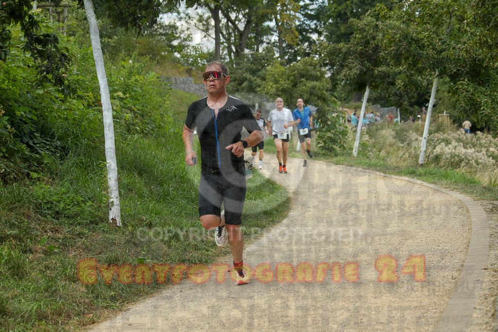 250824_1348_EX1_3769 | Sportfotografie im Rhein-Sieg Kreis, Köln, Bonn, NRW, Rheinland Pfalz, Hessen, etc. Unser Tätigkeitsfeld umfasst den Laufsport vom Volkslauf über den Marathon, Duathlon, Triathon bis zum Ultralauf wie Kölnpfad Ultra oder Schindertrail.