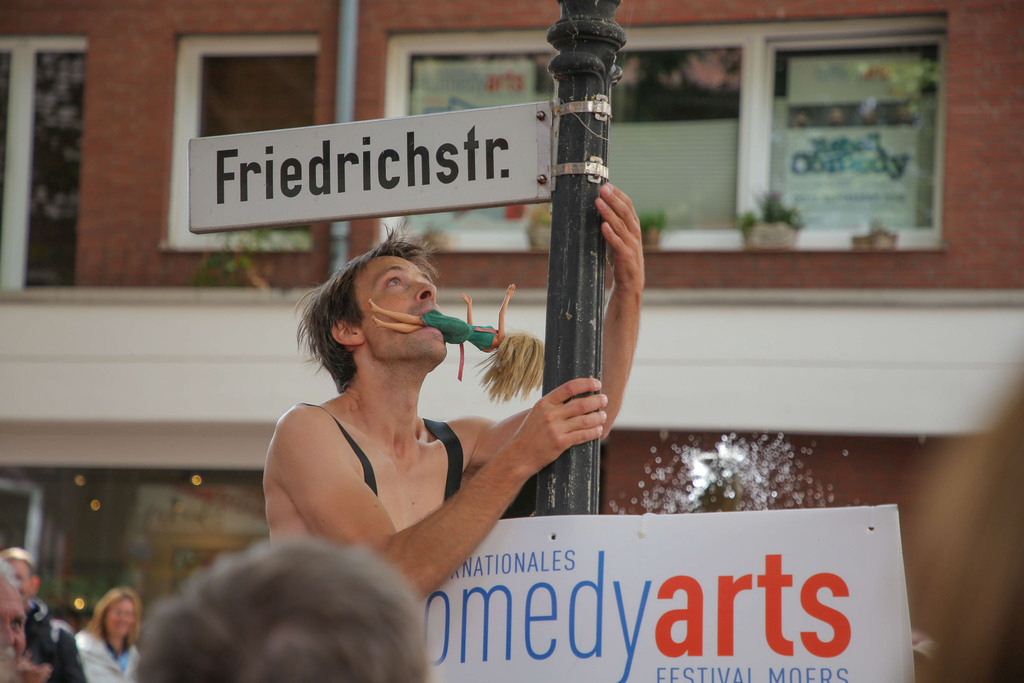 ShivaGrings_Act1_162 | Bildergalerie von Sport-Ereignissen aber auch von weiteren spannenden Dingen - nicht nur vom Niederrhein. In Anlehnung an den bekannten Spruch von Hanns Dieter Hüsch heißt das Motto: "Niederrhein ist überall".  - Realisiert mit Pictrs.com