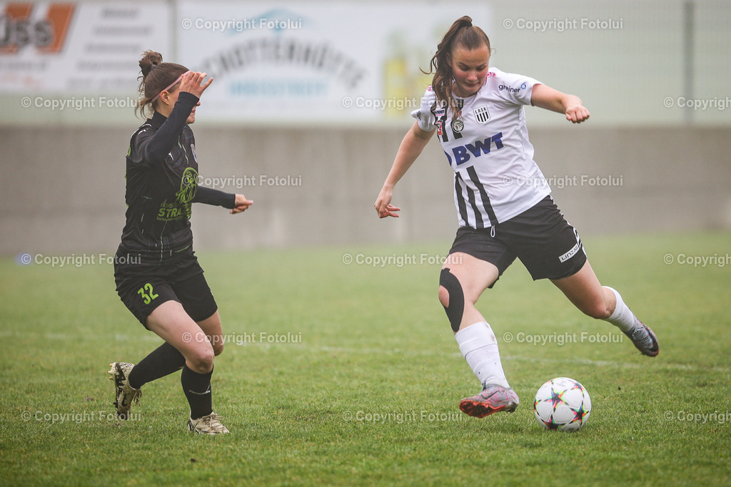 A-BINDER_20240601_0011 | St.Stefan,AUSTRIA,01.June.24 - SOCCER - Zaunergroup OOE Ladies Cuo, LASK vs FCPS. Image shows Anja Muehlgrabner (Kematen) and Anna Leitner (LASK).Photo: Sportmediapics.com/ Manfred Binder