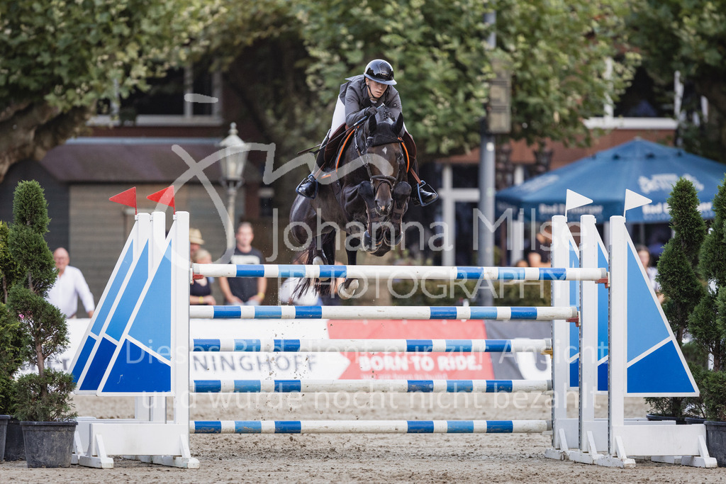 230909_OWLCh_Championat-597 | Deine schönsten Turniermomente als professionelle Fotos! Entdecke hochwertige Pferdesport-Fotografie im Online-Shop. Jetzt Fotos finden & bestellen!