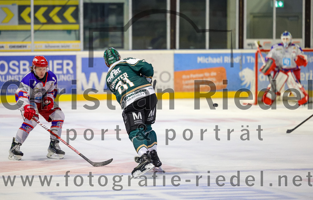 2025-09-14_056_TSV_Erding_gegen_EC_Peiting | Erding, Deutschland, 14.09.2025:Eishockey, Oberliga Süd 2025 / 2026, Testspiel, TSV Erding gegen EC Peiting, Endergebnis: 2:3Foto: Christian Riedel / fotografie-riedel.net