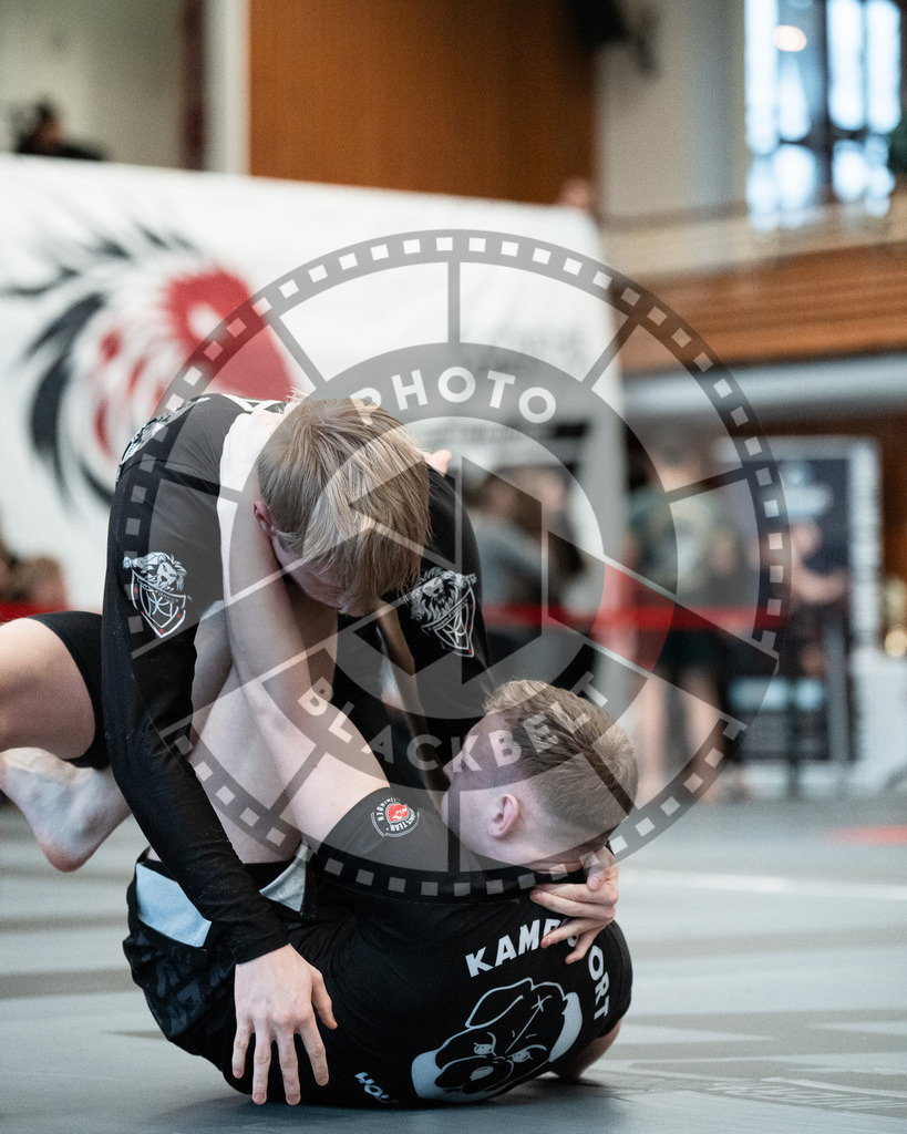 20251129PBB8474 | Fighters compete during the luta livre competition ILLCS XI winter edition on November 29, 2025 in Hannover, Germany.