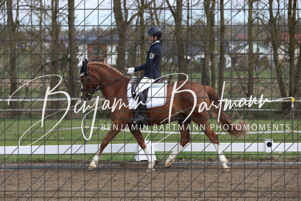 AZ2A4201 | Benjamin Bartmann Photomoments