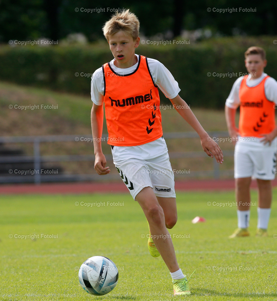 FUSBALLCAMPHERWIGDRECHSEL_58 | bilder, linz, photo, foto, fussball, sport, fotolui, bundesliga