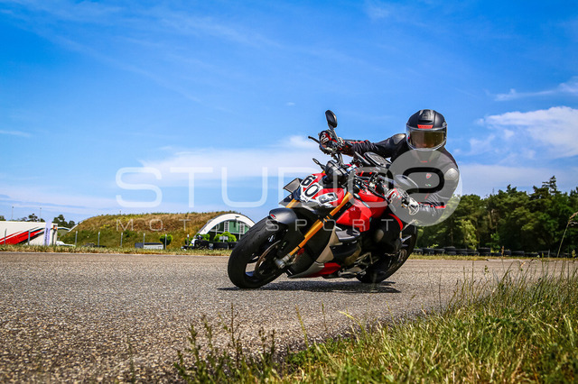 0608-260530DCB-029_608 | Deine Full-Service-Agentur für ✔️Videoproduktionen und ✔️Motorsportfotografie Jetzt Angebot anfragen!