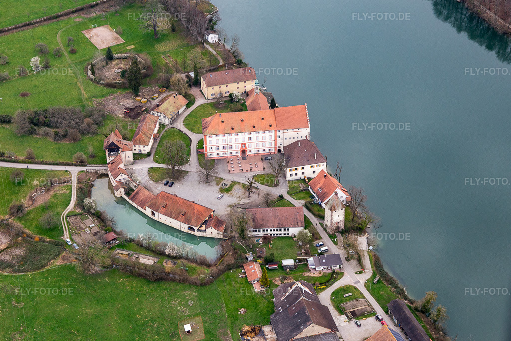 Luftbild: Schloss Beuggen Kirche St. Michael in Rheinfelden im Bundesland Baden-Württemberg in Deutschland. – Foto: IMG_120111.jpg vom 17.03.2020 durch Werner Riehm/FLY-FOTO.de – Auflösung des Originals: 5178 x 3452 px – Schloss Beuggen