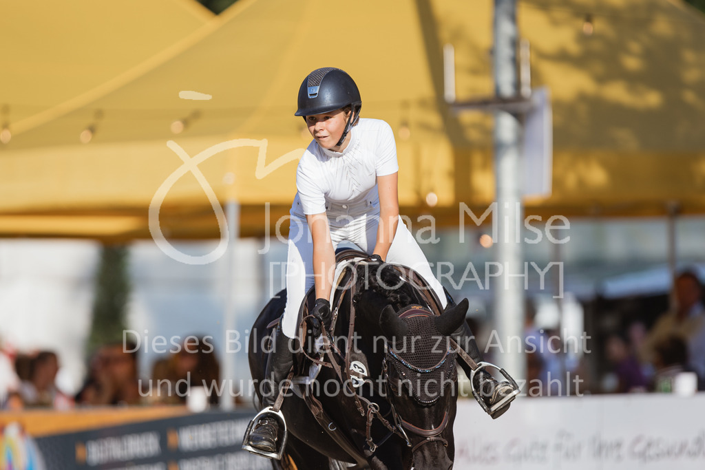 220825_Delbrueck_PonyTrophy-220 | Deine schönsten Turniermomente als professionelle Fotos! Entdecke hochwertige Pferdesport-Fotografie im Online-Shop. Jetzt Fotos finden & bestellen!