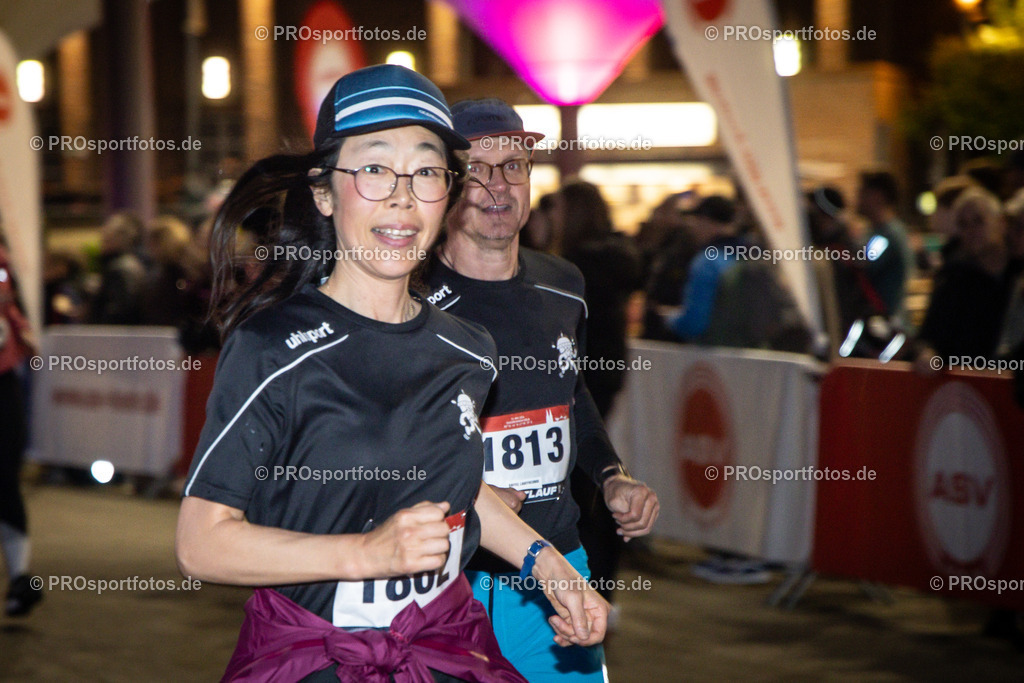 23. ASV Nachtlauf; Koeln, 13.05.26 | Impressionen vom 23. ASV Nachtlauf am 13.05.26 am Tanzbrunnen in Koeln. Foto: BEAUTIFUL SPORTS/Axel Kohring