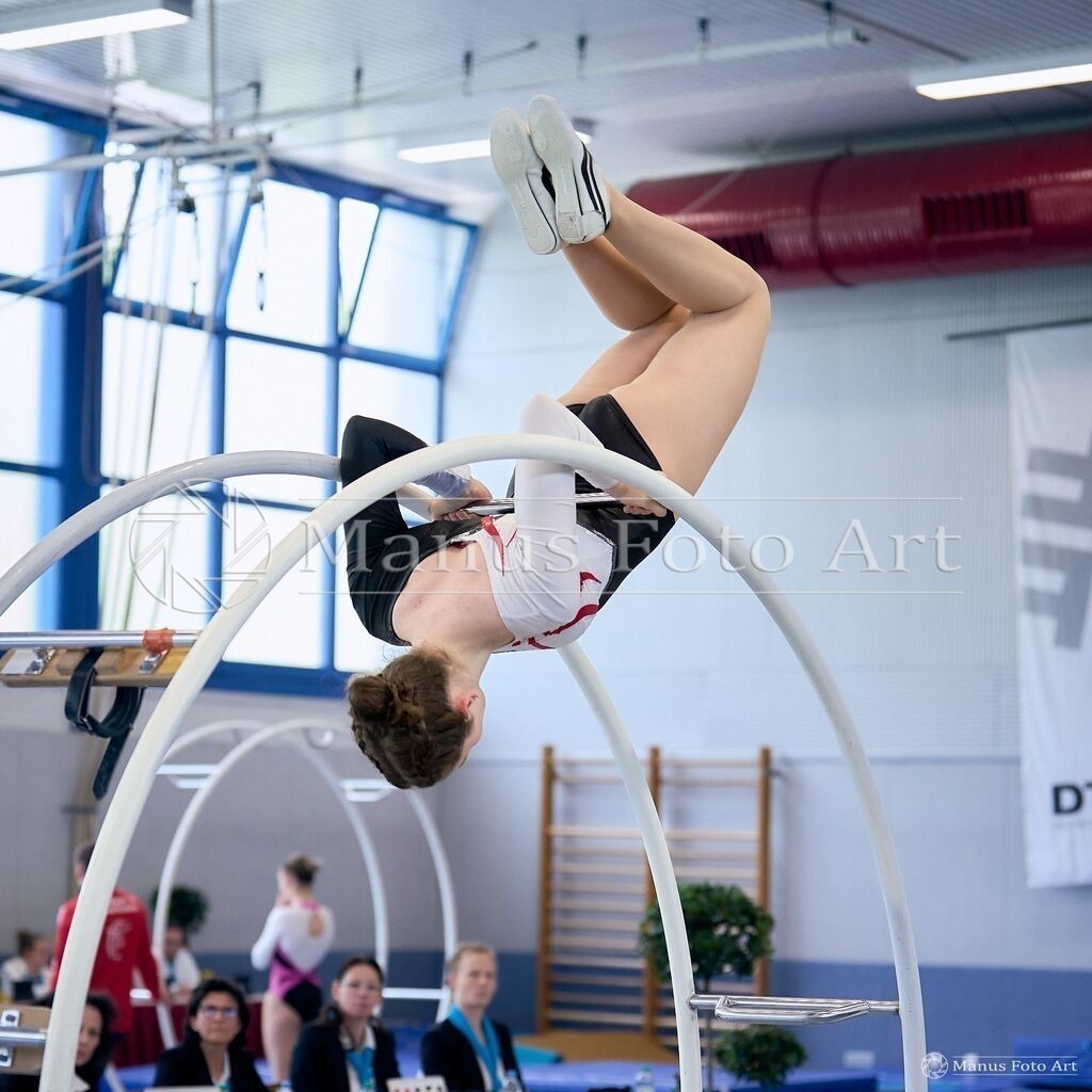 2024-06-20-1-A-DSC02374 | Professionelle Sportfotografie in Hamburg, Schleswig-Holstein und Niedersachsen – spezialisiert auf Rhönrad, Geräteturnen, Leistungsturnen und rhythmische Sportgymnastik. Bundesweite Begleitung von Rhönrad-Events. Jetzt Sport-Fotos - Realisiert mit Pictrs.com