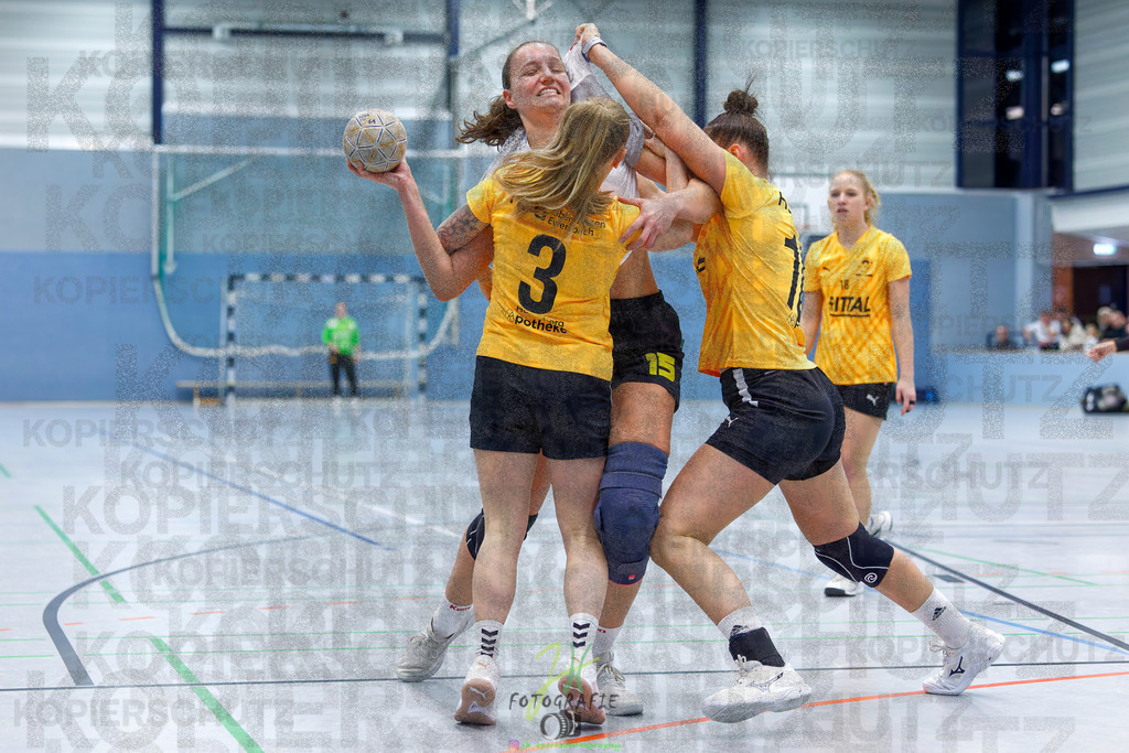 Frauen Oberliga Mitte (HHV); HSG Eibelshausen/Ewersbach - HSG Wettenberg II | Frauen Oberliga Mitte (HHV); HSG Eibelshausen/Ewersbach - HSG Wettenberg II am 13.12.2025 in Steinbrücken (Sporthalle am Hammerweiher)Photo © 2025 - Jörg Heinrich - Realisiert mit Pictrs.com