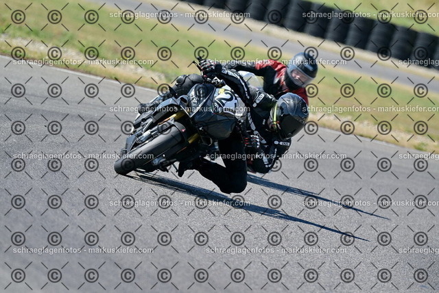 26bt04-0747 | markuskiefer.com - Realisiert mit Pictrs.com
