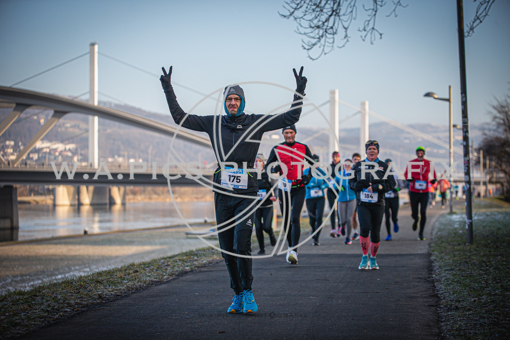 ..... | AUSTRIA, Linz, 19.01.25, ALOHA WINTERLAUF #2 2025 , Image shows: ,Photo: Wapics / Willdoner Andreas