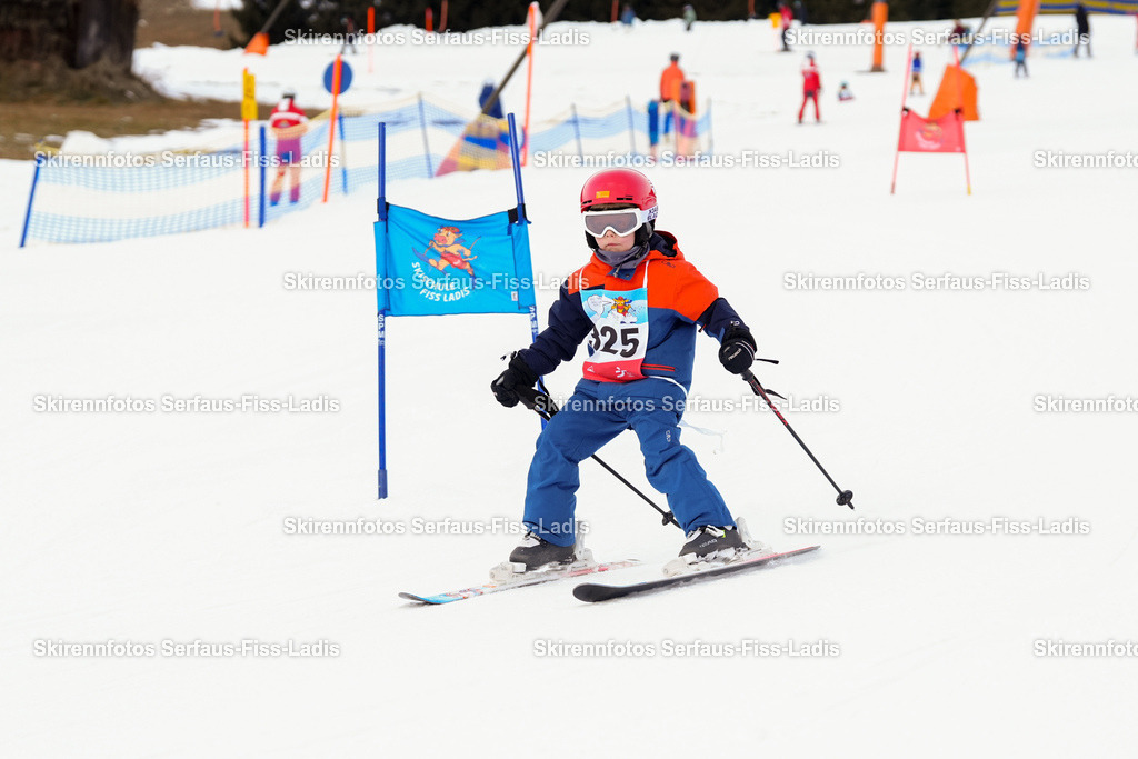 SRF_02.01.2026_0502 | Skirennfotos,Serfaus,Fiss,Ladis,Kinderskirennen,Winter,Tirol,Oberland,skirace,SFL,feelfree,weil wir's genießen,ski,Ski,skifahren,Sonnenplateau, - Realisiert mit Pictrs.com