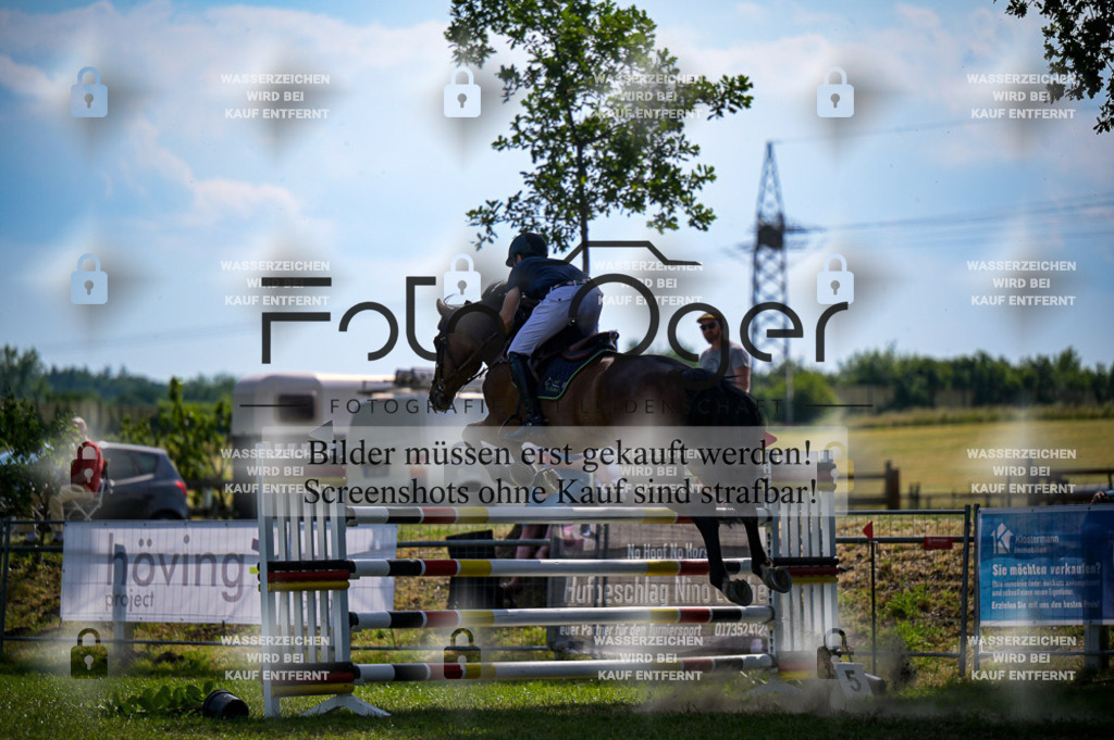 20230611-_DOS4407 | Entdecke hochwertige Reitturnierfotos von Foto Oger. Professionell, emotional und authentisch – jetzt Lieblingsmomente im Shop bestellen.Deutschlandweite Turnierfotografie. - Realisiert mit Pictrs.com