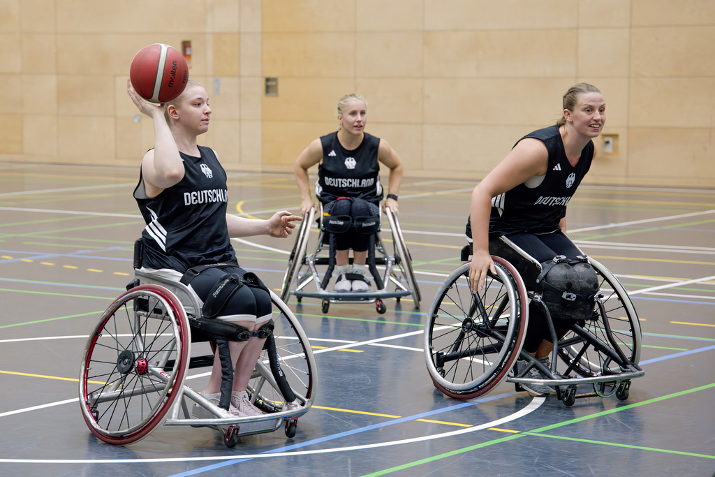 Frauen  Nationalmannschft Rollstuhlbasketball 074 | Sportfotos und Eventgalerien von FX-Sportfotografie. Bilder von Fußball, Vereinsveranstaltungen und Events direkt ansehen und als Download bestellen. - Realisiert mit Pictrs.com