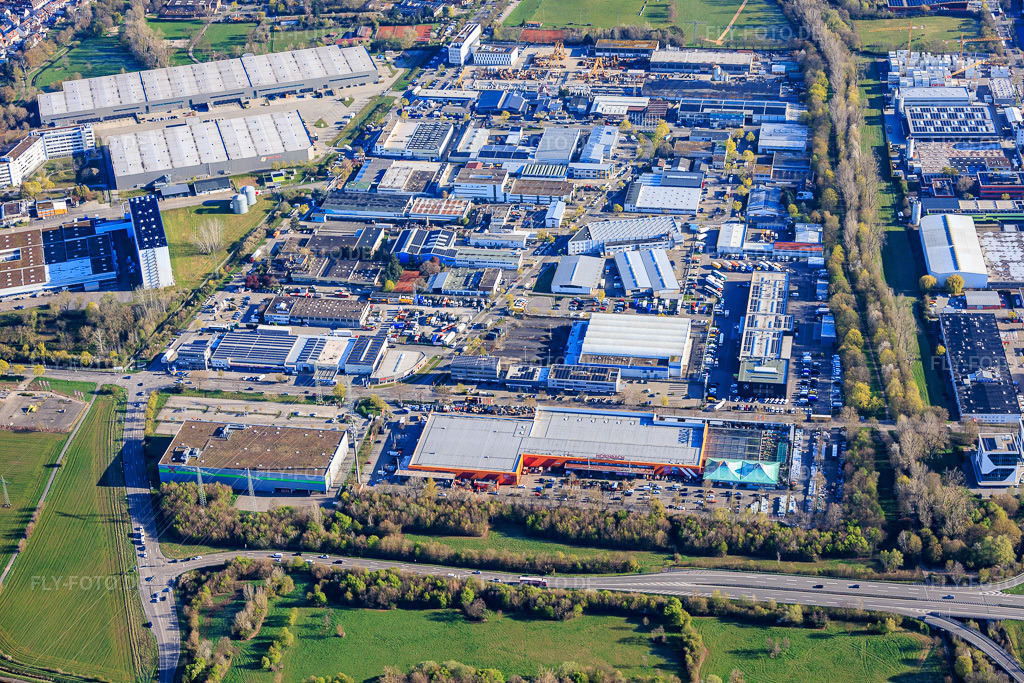 Luftbild: Gewerbegebiet An der Tagweide im Ortsteil Hagsfeld in Karlsruhe im Bundesland Baden-Württemberg in Deutschland. Foto: IMG_154079.jpg vom 02.04.2026 durch Werner Riehm/FLY-FOTO.deAuflösung des Originals: 5858 x 3905 px