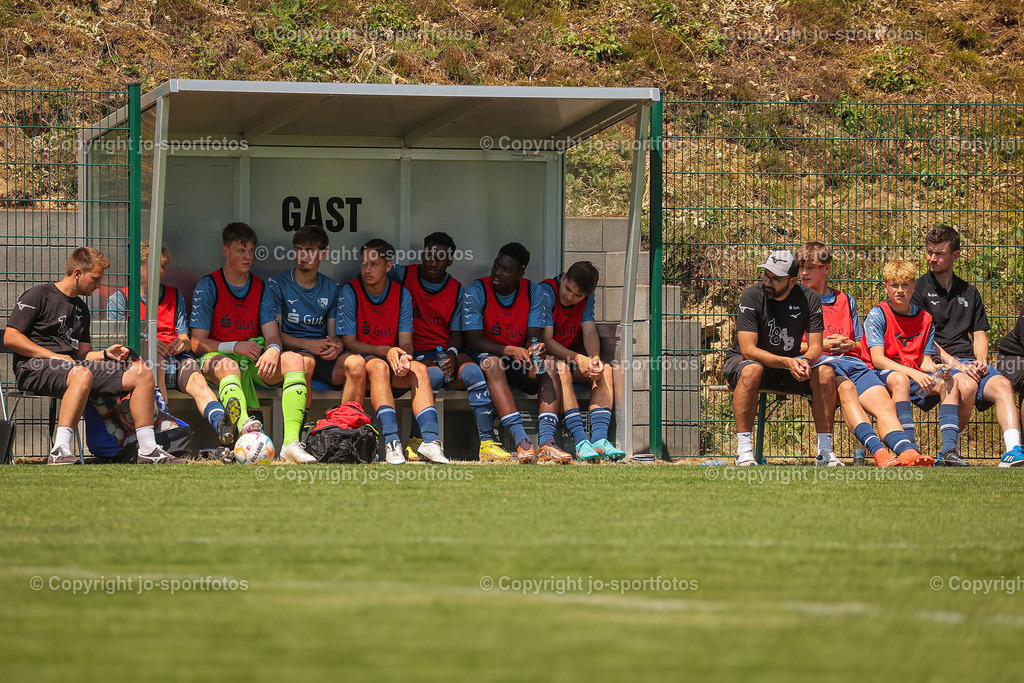 BQ3I5225 | 17.06.2023; Testspiel; Rasenplatz Offdilln; VfL Bochum U17 - Eintracht Frankfurt U17; Ergebnis: 3:1 (1:1)