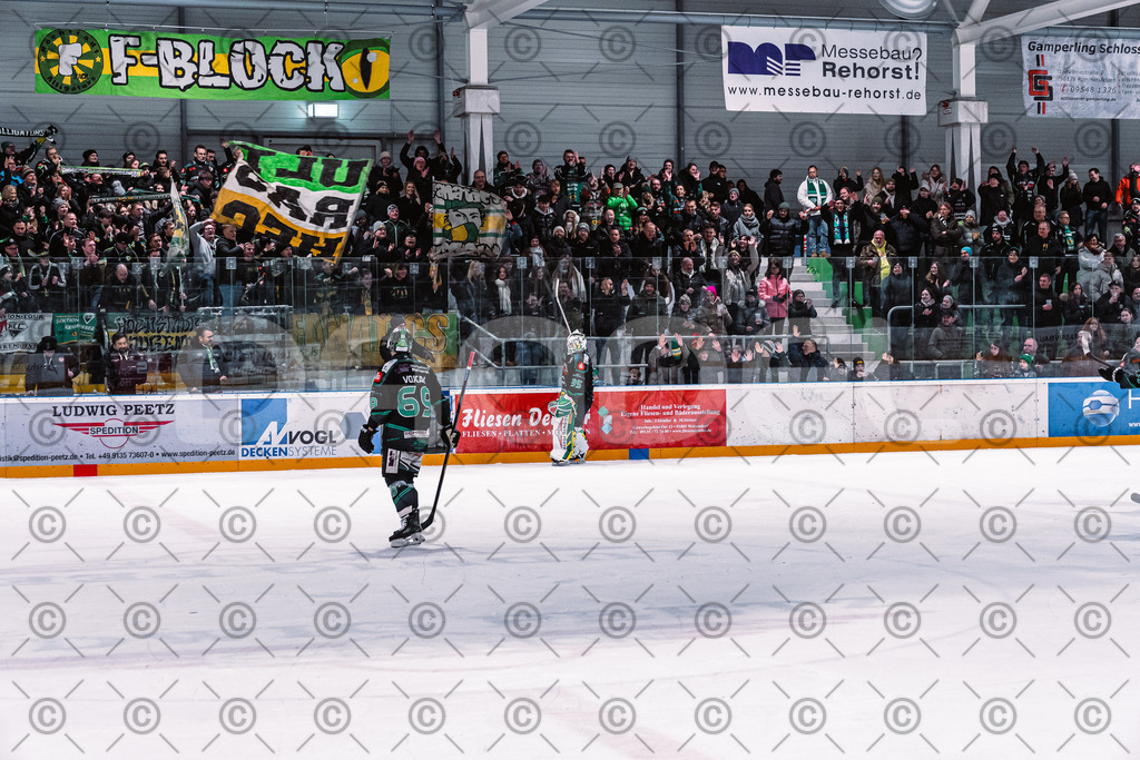 Alligators_vs_Memmingen_05_12_2025-211 | Höchstadt Alligators Fotogalerie: Eishockey-Action aus Franken. Professionelle Spielfotos, Portraits & Stadionbilder zum Download. Jetzt entdecken! - Realisiert mit Pictrs.com