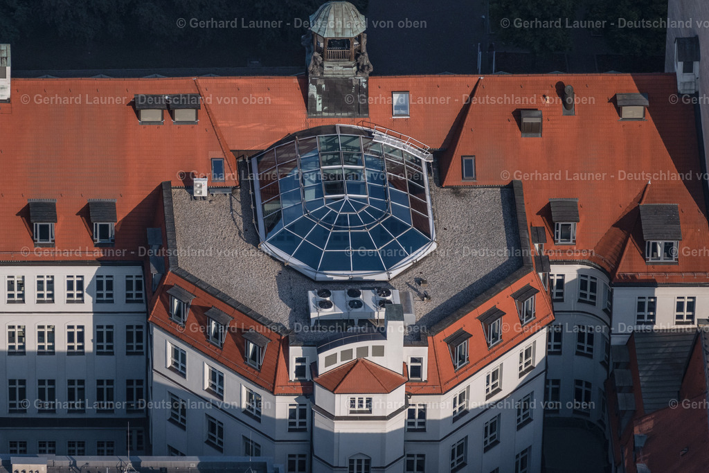 4040481 | Online-Shop für Luftbilder aus Deutschland. Seit über 45 Jahren baut Gerhard Launer das Luftbildarchiv mit unterschiedlichsten Themen stetig weiter aus.