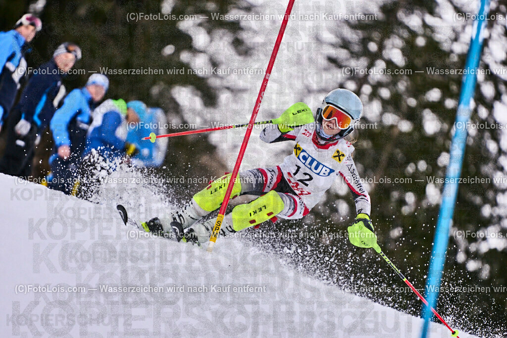ALP1672_NWC-OAC-Slalom-I DGI_Hochkar_Gravogl Anja | (C)FotoLois.com, Alois Spandl, NWC+OAC-Schüler-Slalom 1 auf dem Hochkar, Sa 7. Jänner 2023.