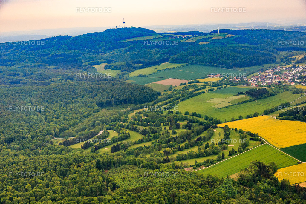 Golfclub Weserbergland e.V. aus Norden http://golfclub-weserbergland.de/ | Luftbild: Golfclub Weserbergland e.V. aus Norden http://golfclub-weserbergland.de/ in Polle im Bundesland Niedersachsen in Deutschland. Foto: IMG_079485.jpg vom 24.05.2015 durch Werner Riehm/FLY-FOTO.de - Realisiert mit Pictrs.com