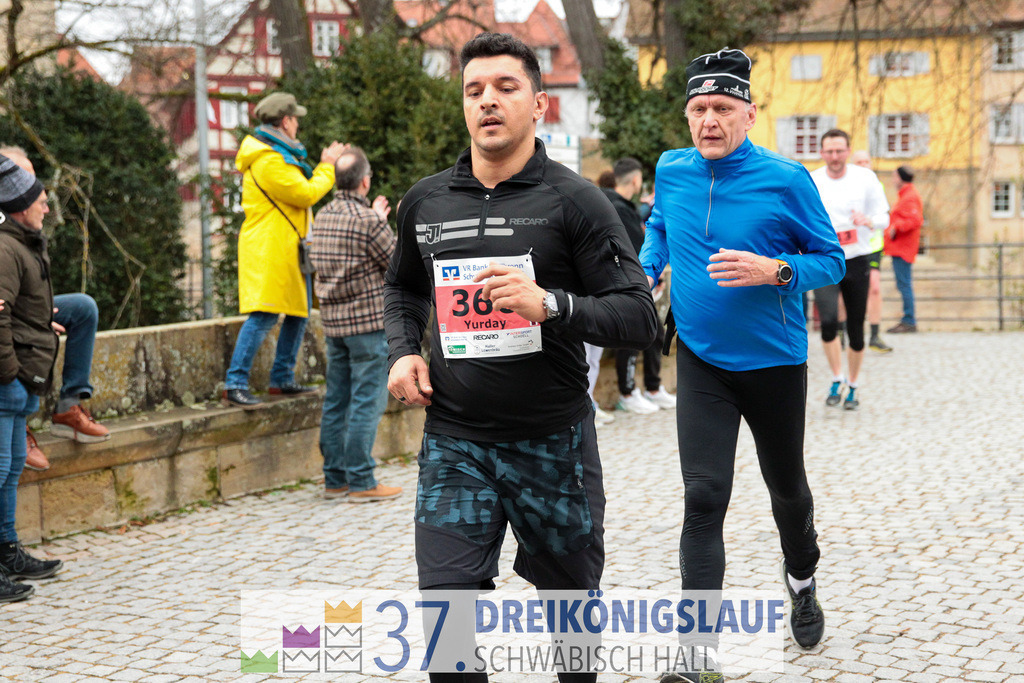 VR Bank Hauptlauf 10000m | 3 Koenigslauf 2023 - Realisiert mit Pictrs.com