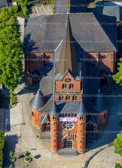 Witten240506913 | Luftbild, kath. St. MarienKirche, Pfarrkirche Unsere Liebe Frau vom Siege, Sonnenschein, Witten, Ruhrgebiet, Nordrhein-Westfalen, Deutschland