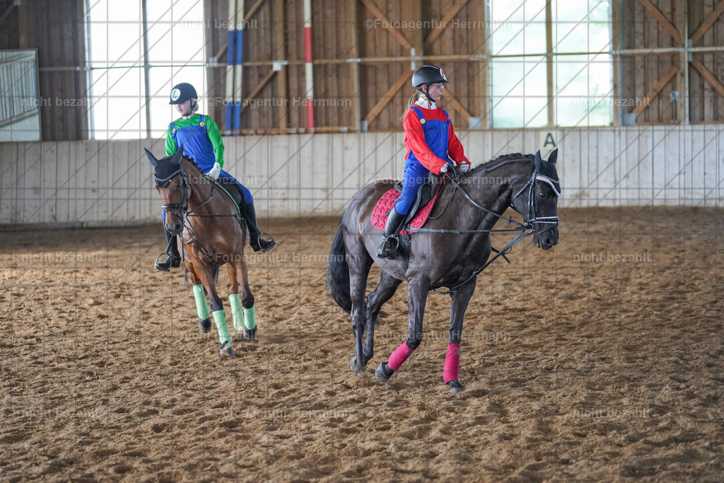 20230917-FAH09754 | Landsberg am Lech, 2023, Kaufbeuren, Kempten, Allgäu, Turnierfotografen Bayern, Fotoagentur Herrmann, Turnierbilder, Reitsport Fotos, Pferdefotograf, Augsburg, Bad Tölz, Dachau, Karlsfeld, Memmingen, Buchloe, Schwabmünchen