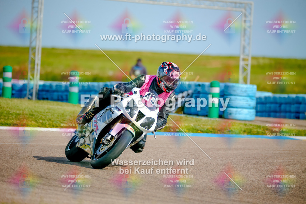 _MOT0426 | Hier findet Ihr Bilder von Touristenfahrten auf der Nürburgring Nordschleife oder von anderen Veranstaltungen die ich besucht habe. Viel Spass beim Durch Schauen 