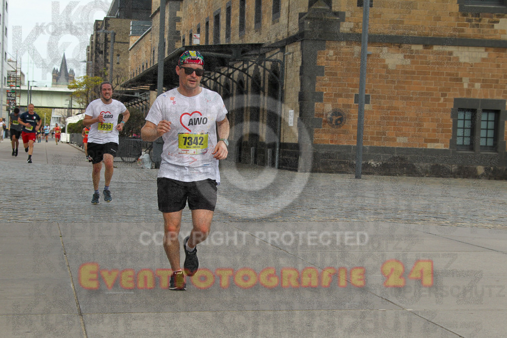 250920_1322_EV4_5313 | Sportfotografie im Rhein-Sieg Kreis, Köln, Bonn, NRW, Rheinland Pfalz, Hessen, etc. Unser Tätigkeitsfeld umfasst den Laufsport vom Volkslauf über den Marathon, Duathlon, Triathon bis zum Ultralauf wie Kölnpfad Ultra oder Schindertrail.