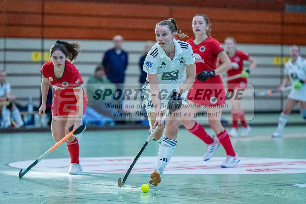 HK_20231217_107721 | 1. Bundesliga Damen Crefelder HC - Düsseldorfer HC  am 17.12.2023 Sporthalle Glockenspitz, Krefeld , Elisa Gräve ( Düsseldorfer HC #26 )