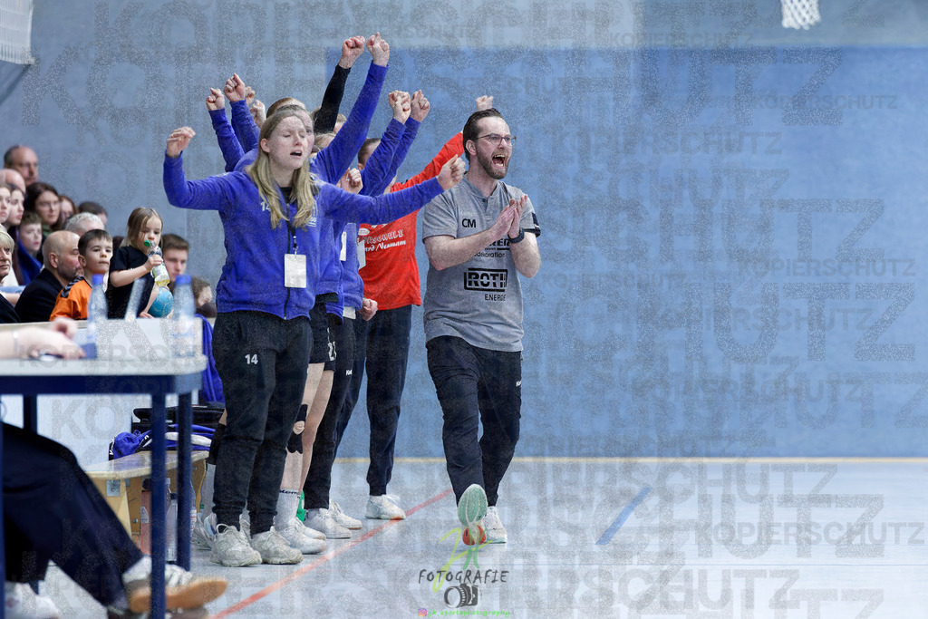 Handball Frauen Oberliga Mitte, HSG Eibelshausen/Ewersbach - HSG Lumdatal | Handball Frauen Oberliga Mitte, HSG Eibelshausen/Ewersbach - HSG Lumdatal am 21.02.2026 in Dietzhölztal-Steinbrücken (Sporthalle am Hammerweiher)Photo © 2026 - Jörg Heinrich - Realisiert mit Pictrs.com