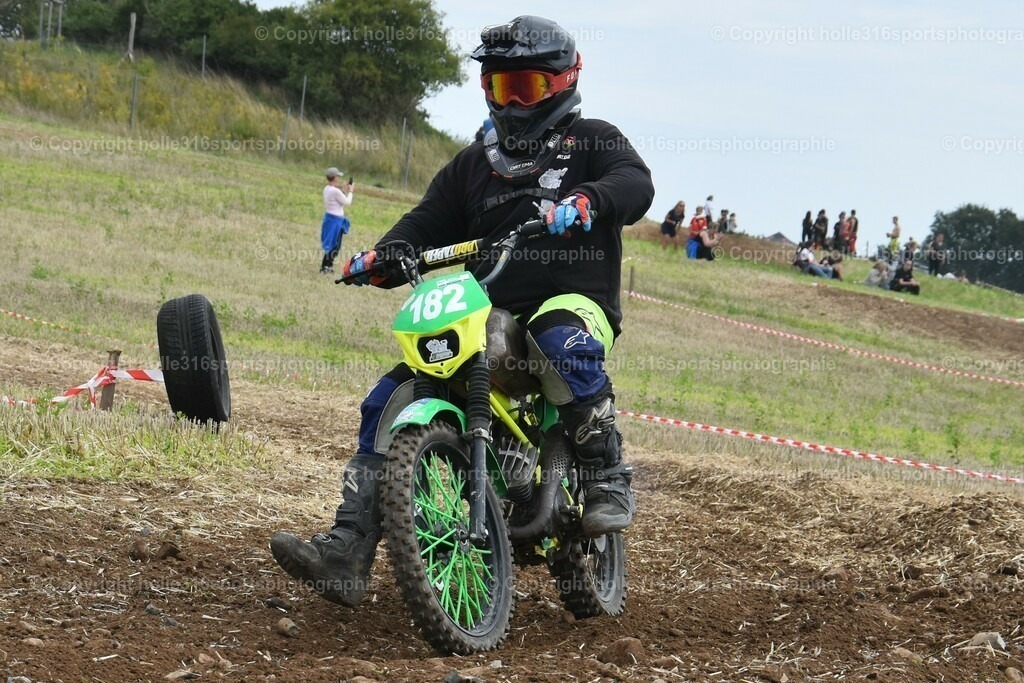 DSC_0839 (2) | Sportfotografie , Motorsport, Motoross, Reitsport, Mointainbike, Enduro,
Landschaft , Outdoor, Eventfotografie, Landschaft, Bilder online bestellen - Realisiert mit Pictrs.com