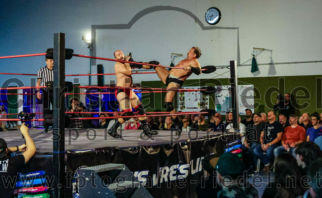 2023-11-11_062_Erding_Wrestlingshow | Erding, Deutschland, 11.11.2023:
Wrestling, Saison 2023, EWS Wrestling ERDING

Foto: Christian Riedel / fotografie-riedel.net