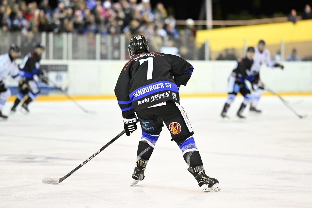 Eishockey I Herren I Saison 2023-2024 I Regionalliga Nord I 4. Spieltag I Hamburger SV - CE Timmendorf | Der Sportfotograf. - Realisiert mit Pictrs.com