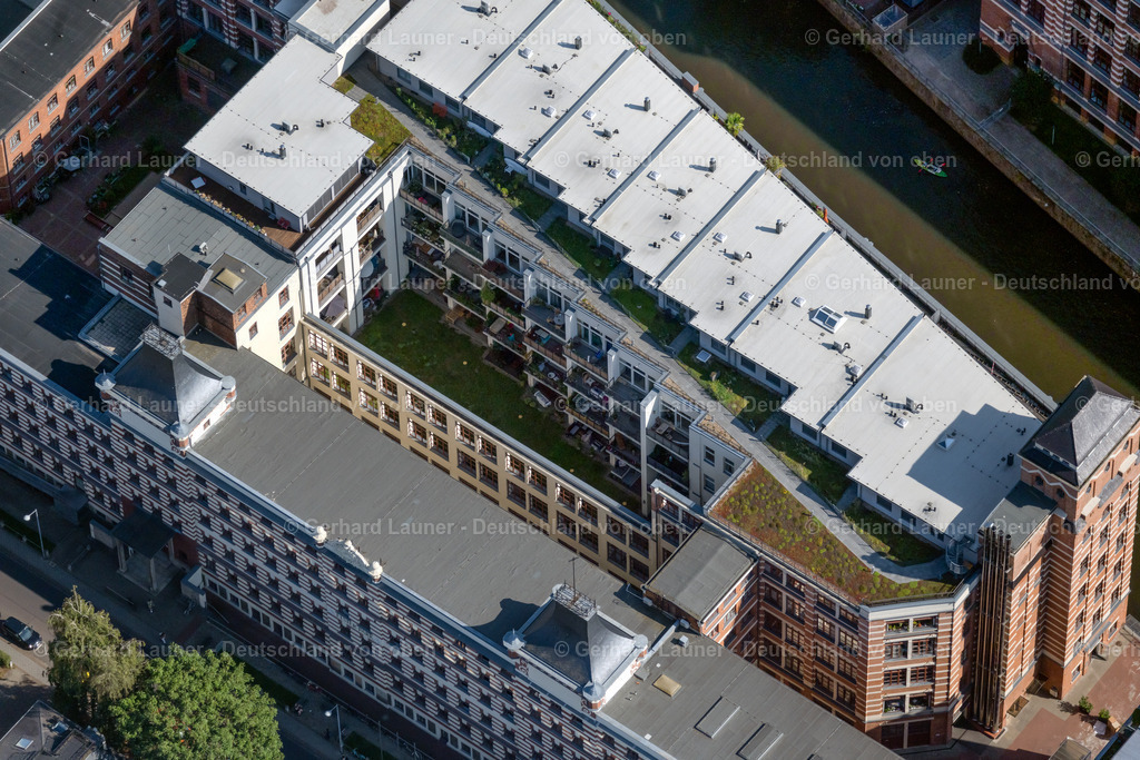 4041917 | LEIPZIG 14.09.2020 Gebäudekomplex der Hotelanlage TRINOM Business Apartments, Elster Lofts im Büro- und Geschäftshausviertel entlang Flussverlaufs Weiße Elster an der Nonnenstraße im Ortsteil Plagwitz in Leipzig im Bundesland Sachsen. Weiterführende Informationen bei: TAG Wohnen &amp; Service GmbH. // Complex of the hotel building TRINOM Business Apartments, Elster Lofts in the office and commercial building district along the course of the Weisse Elster river on Nonnenstrasse in the district Plagwitz in Leipzig in the state Saxony. Further information at: TAG Wohnen &amp; Service GmbH. Foto: Gerhard Launer