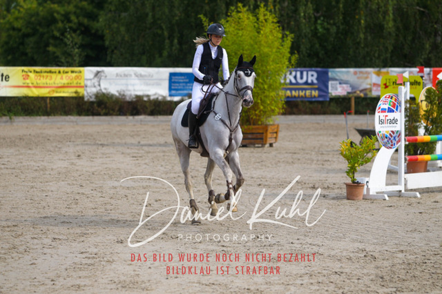 Gut Blee25_Amateuer Stilsprpfg Kl A_0054 | Turniersportfotografie; Pferdefotografie; Dressurfotografie