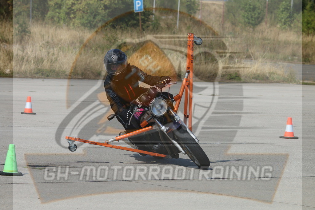 IMG_3604 | gh-motorradtraining-foto.de - Realisiert mit Pictrs.com