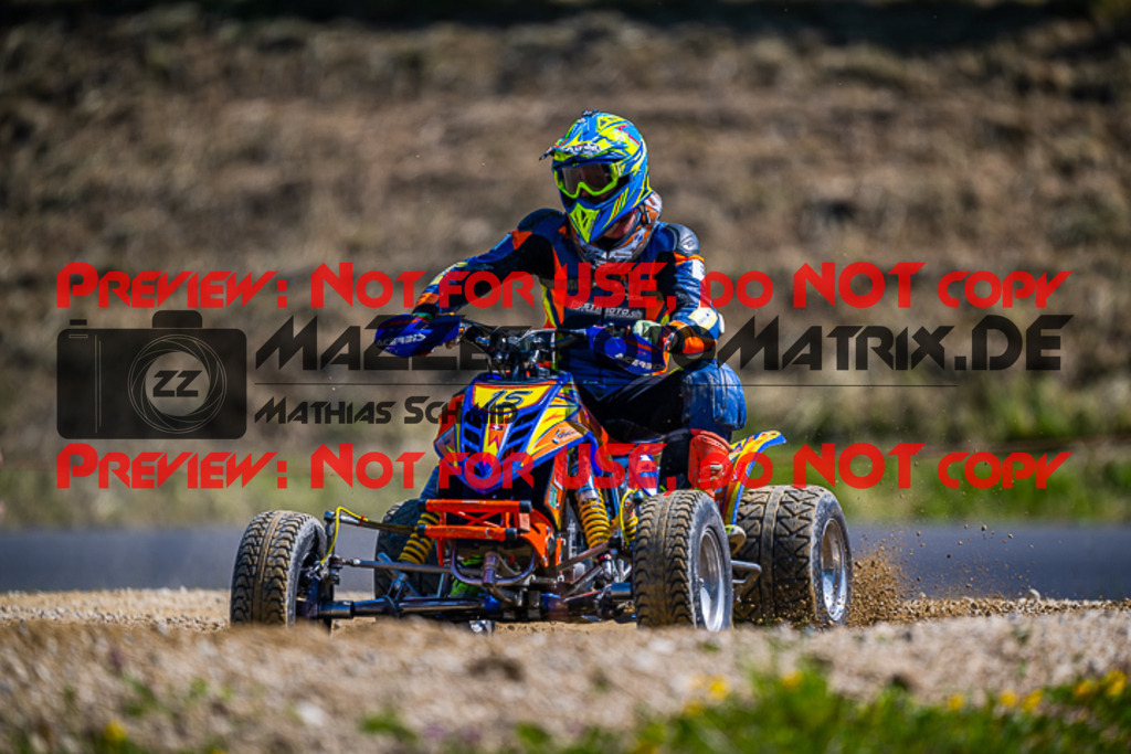 MaZZes_FotoMatrix_230527_3790 | QUAD