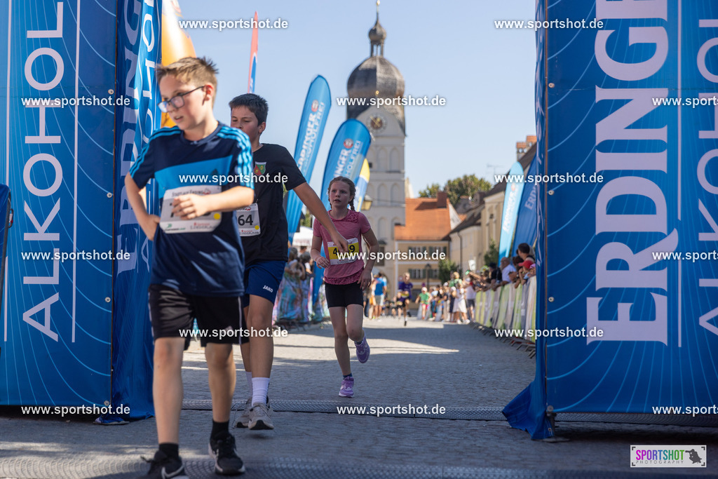 VJ__3492 | Stadtlauf Erding 2025 #stadtlauferding #erdingstadtlauf #stadtlauf_erding #laufmotivation #trisporterding #yourpictrs #sportshot_your_pictrs