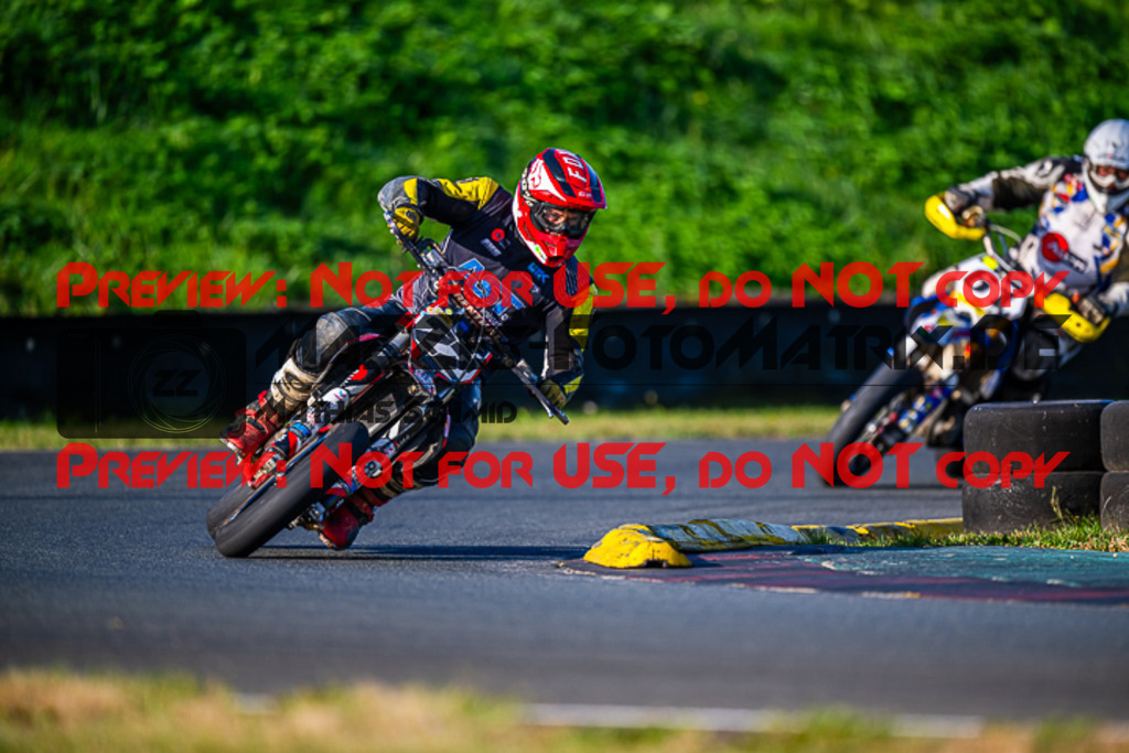 MaZZes_FotoMatrix_230930_1127 | UE40