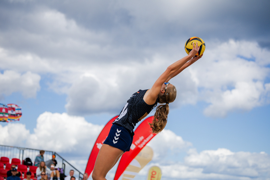 Beachvolleyball I Saison 2026 I Deutsche Meisterschaft U19 I 1. Tag | Jasper Lorenz Fotografie - Realisiert mit Pictrs.com