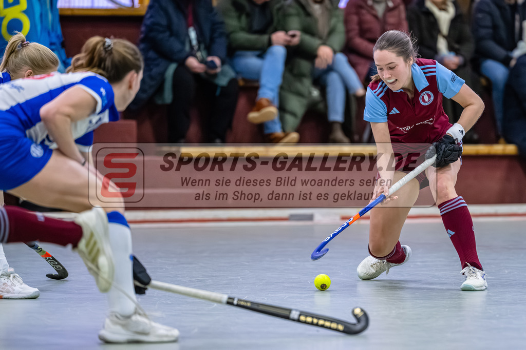 SM_20260110-DZ9_9372 | 1.Bundesliga Hallenhockey  (W) UHC - GTHGC / 7:4 (4:3)