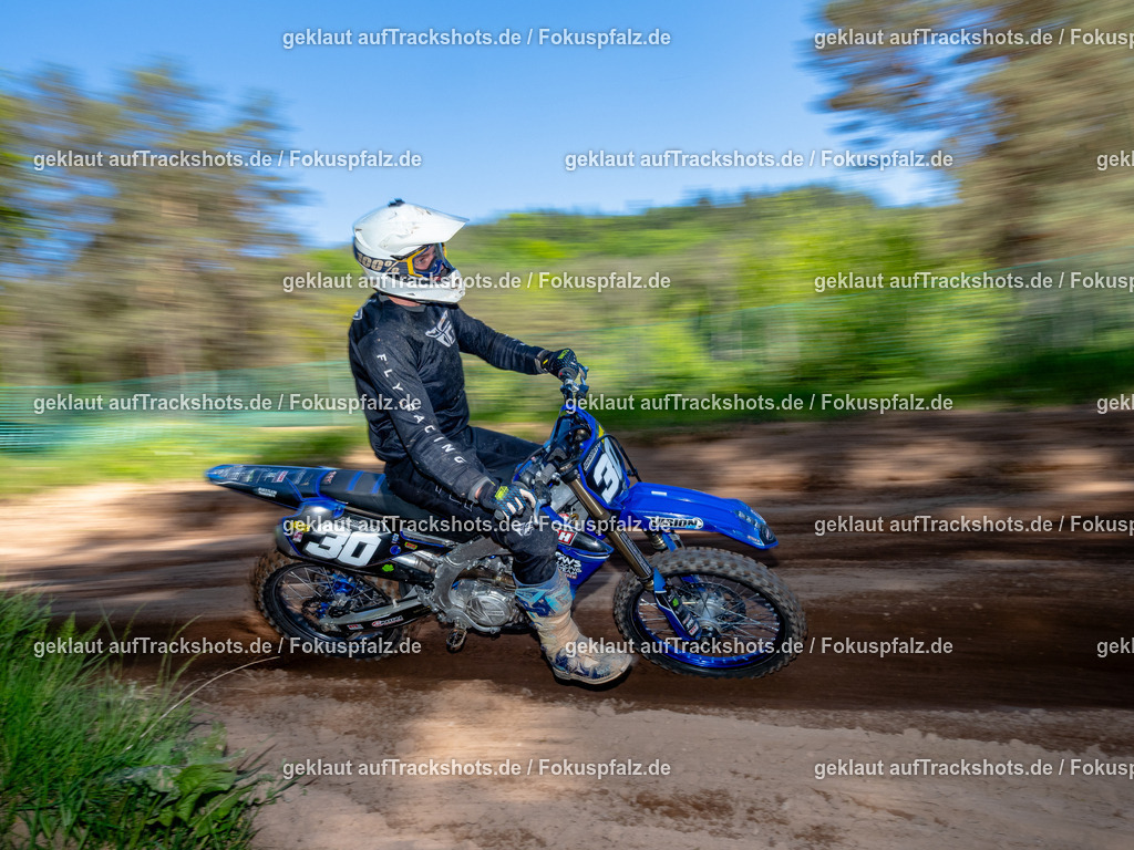 Fischbach-43 | Trackshots.de / Fokuspfalz.de - Realisiert mit Pictrs.com