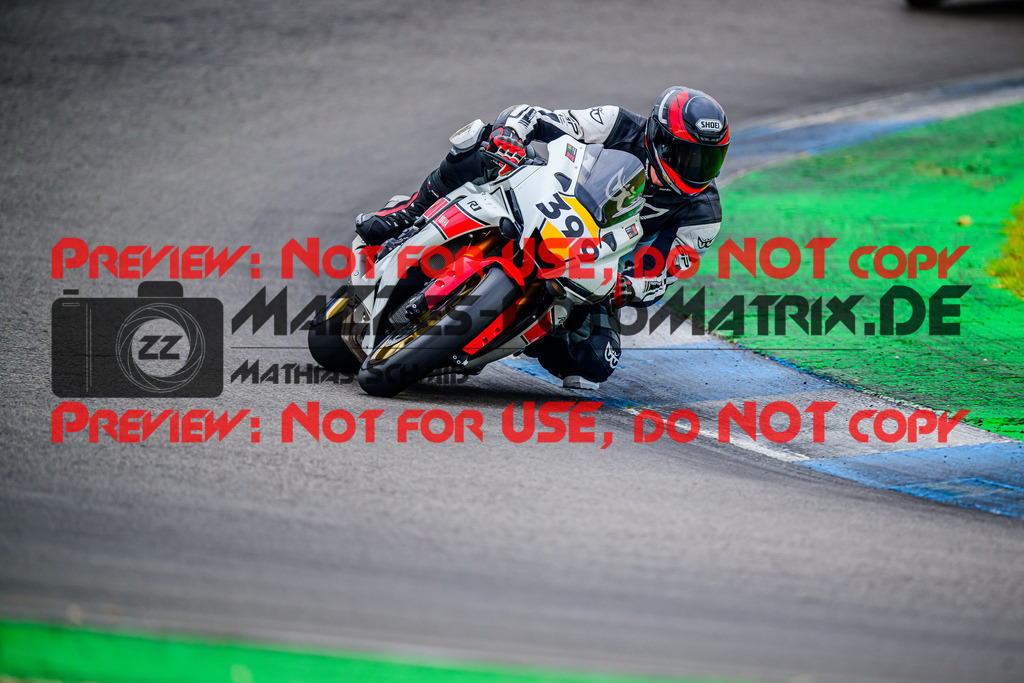 MaZZes_FotoMatrix_240614_6007705_4930 | ROT