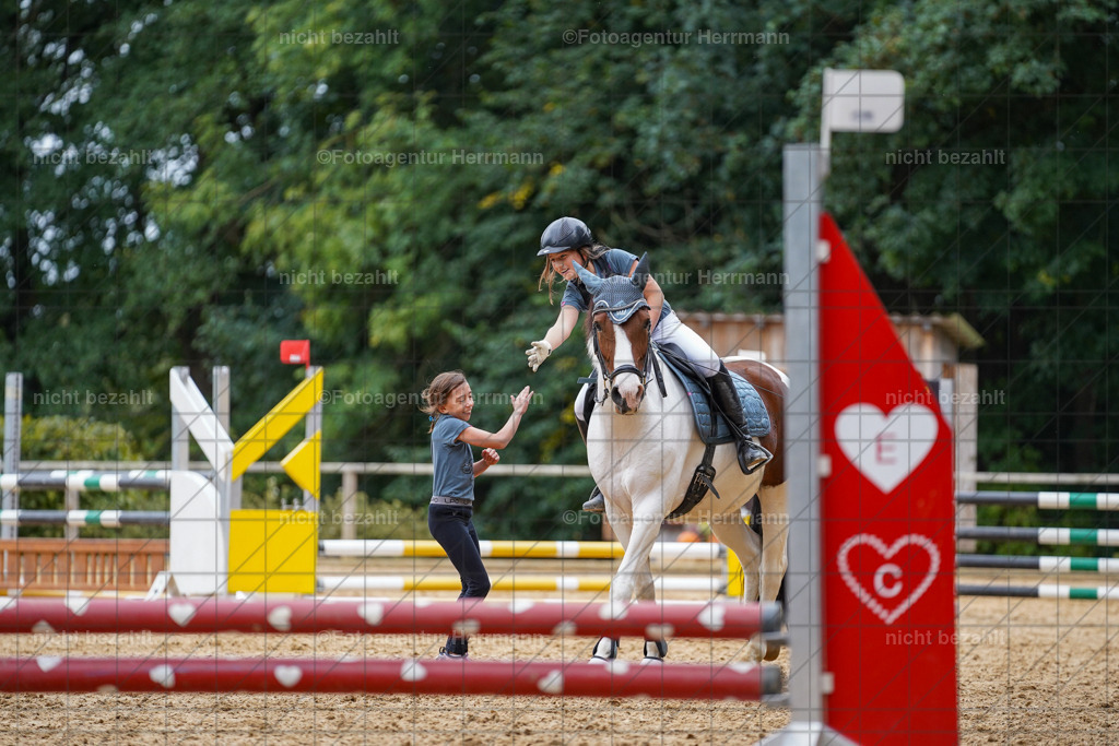 20231008-SN_01629 | Diessen am Ammersee, 2023, Dressur- und Springturnier, Reitsport, Turnierfotografie, Pferdebilder, Reitbilder, Turnierfotografen Bayern, Fotoagentur Herrmann