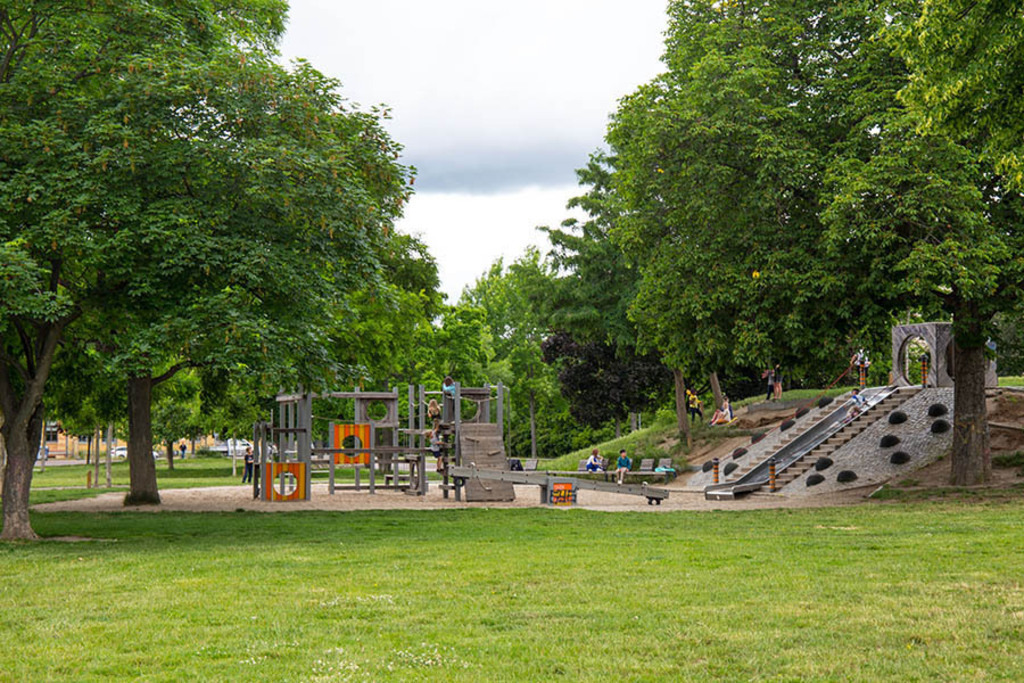 Rabet - Stadtteilpark | Entdecke über 20 Kategorien Leipzig-Motive: Foto-Downloads, hochwertige Poster, Leinwand- & Fine-Art-Prints. Jetzt Lieblingsfoto im Bildlexikon Leipzig Shop bestellen!