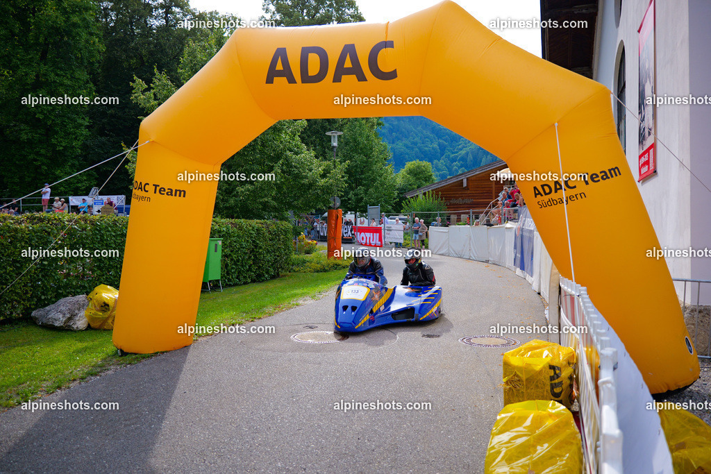 P1025704 | Erleben Sie atemberaubende, hochqualitative Fotos Ihrer Fahrt entlang der malerischen Alpenstraßen. Besuchen Sie alpineshots.com, um professionelle Aufnahmen Ihrer unvergesslichen Reise zu finden und zu kaufen - Realisiert mit Pictrs.com